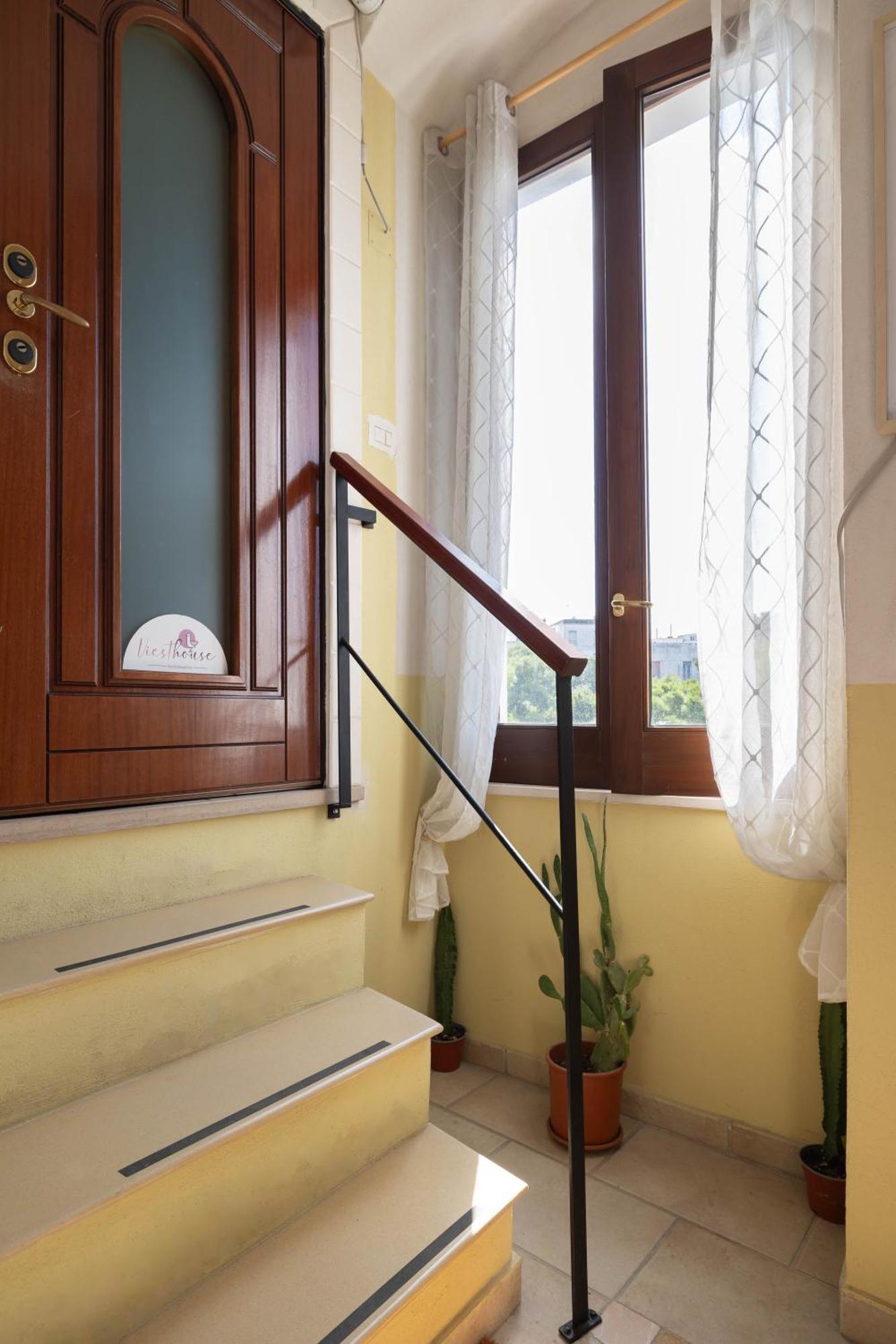 Viesthouse B&B เวียสเต ภายนอก รูปภาพ